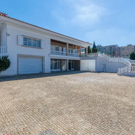 Holiday home A Tal Casa Pacos de Brandao