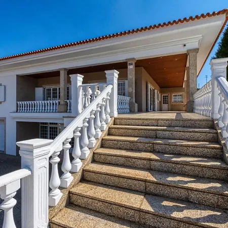 A Tal Casa * Pacos de Brandao
