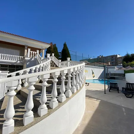 A Tal Casa Holiday home Pacos de Brandao